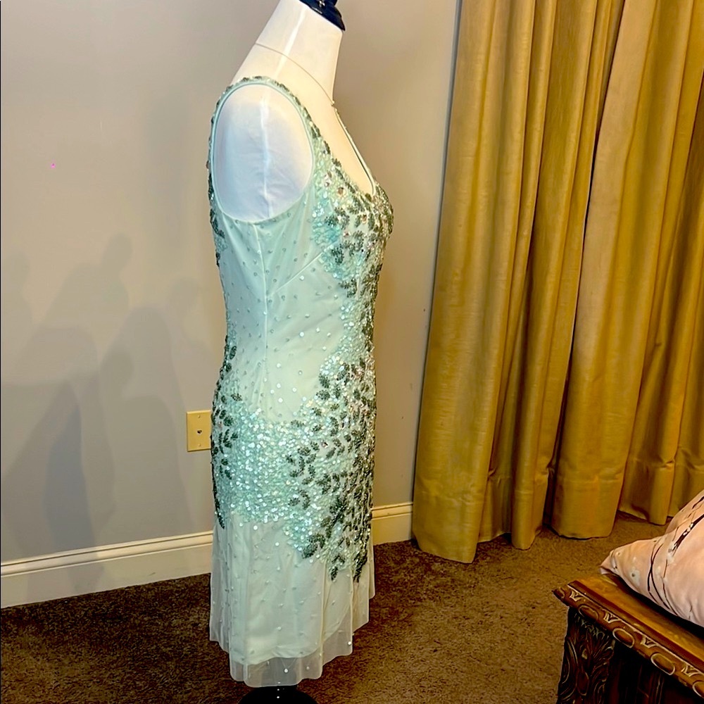 Adriana Papell BodyCon Mint Green Embellished Dress - Picture 2 of 6